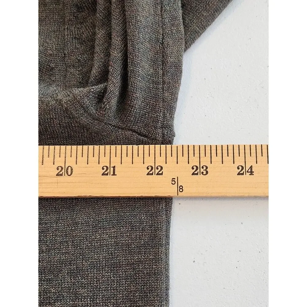 Banana Republic Men’s Large 100% Merino Wool V-Neck Sweater Olive Green